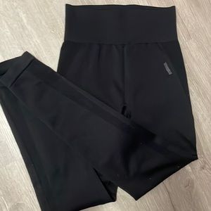 Black small gym shark workout leggings very good condition